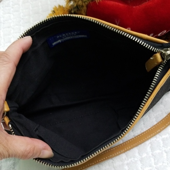 Burberry London Blue Label jeans. - Picture 7 of 8